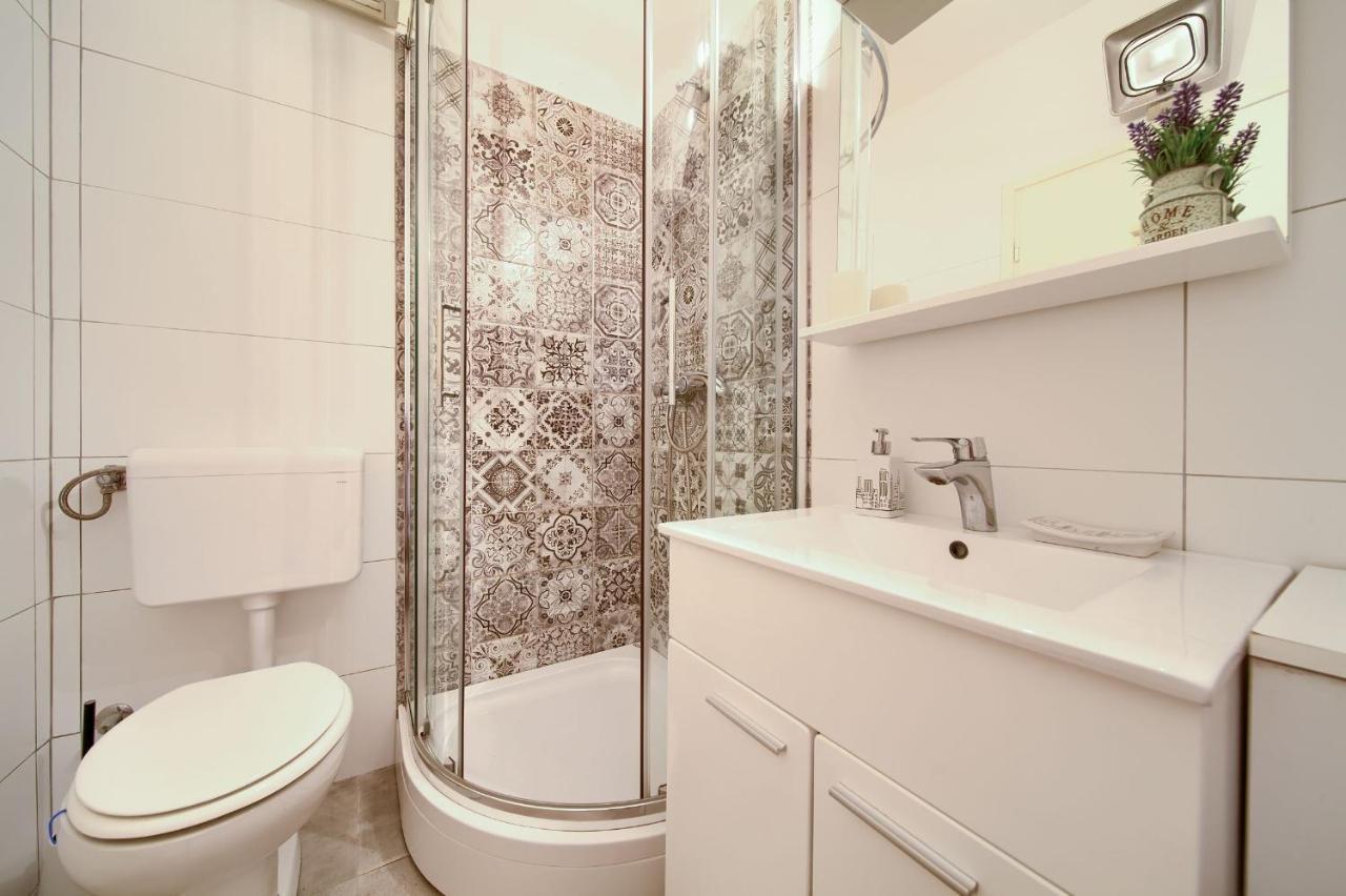 Apartments Dubravka Đảo Krk Ngoại thất bức ảnh