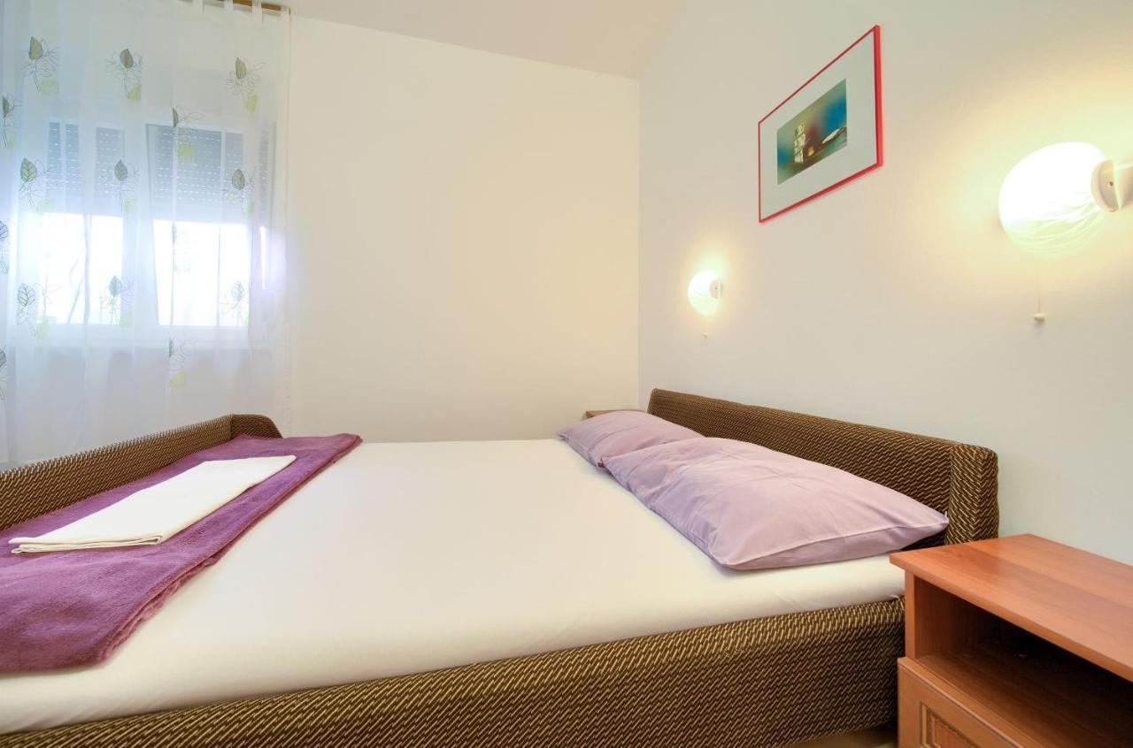 Apartments Dubravka Đảo Krk Ngoại thất bức ảnh