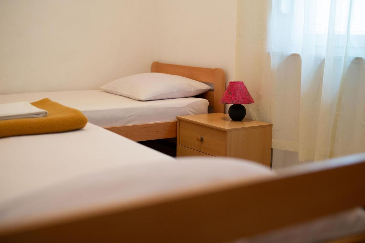 Apartments Dubravka Đảo Krk Ngoại thất bức ảnh