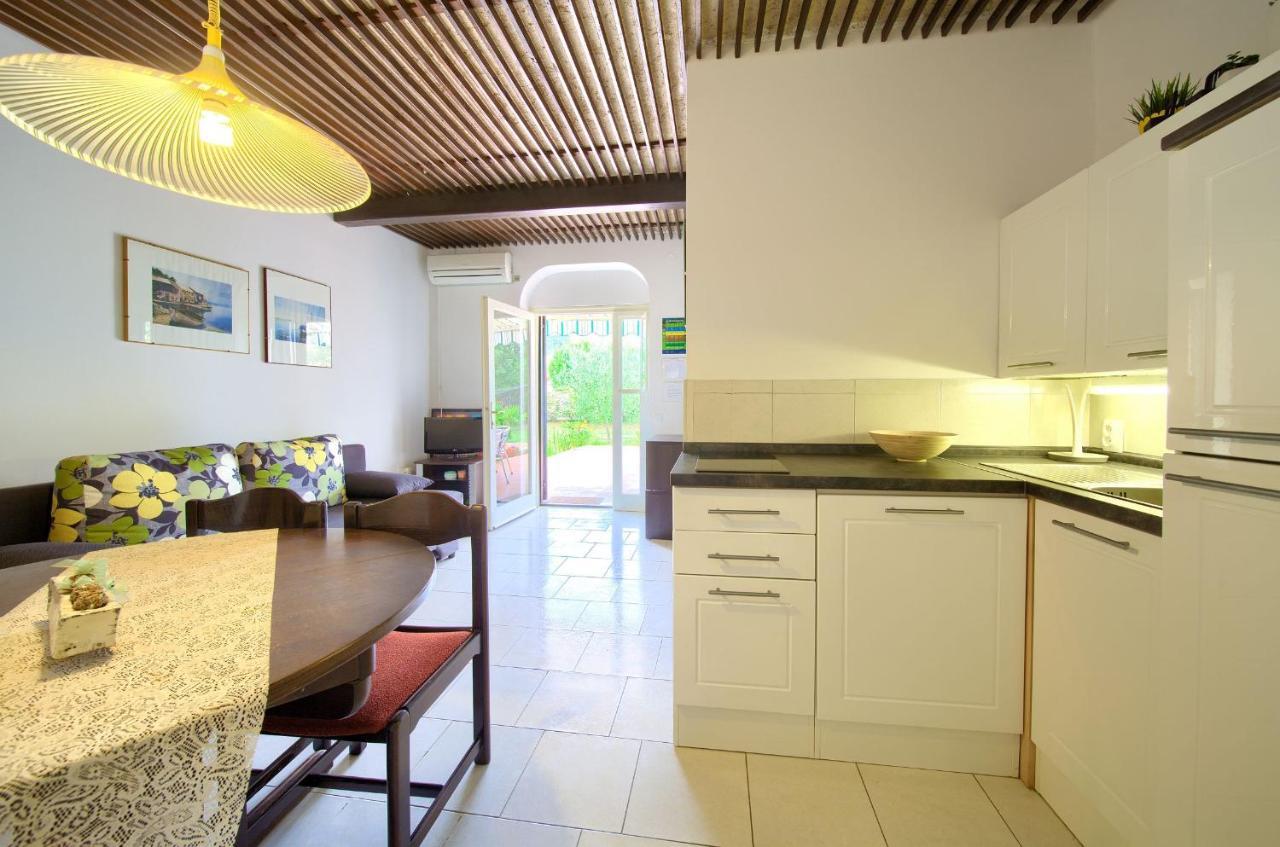 Apartments Dubravka Đảo Krk Ngoại thất bức ảnh